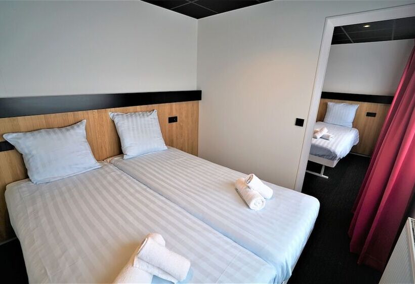 اتاق لوکس چهار تخته, Botel