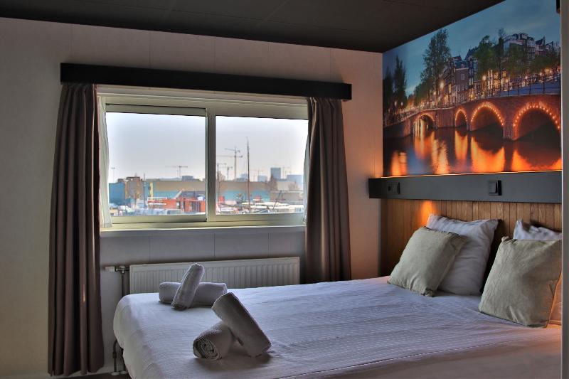 اتاق استاندارد, Botel