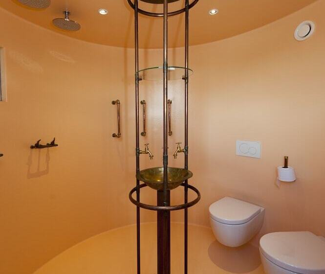 اتاق استاندارد, Botel