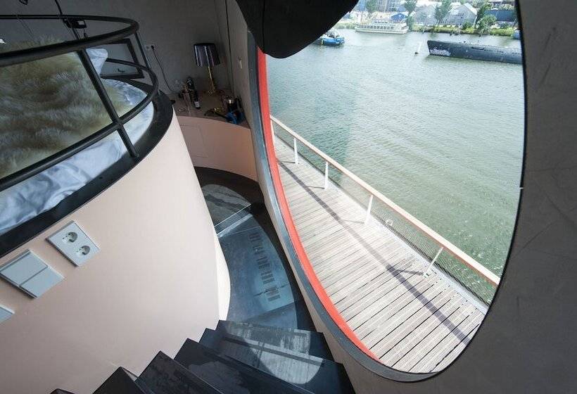 اتاق استاندارد, Botel