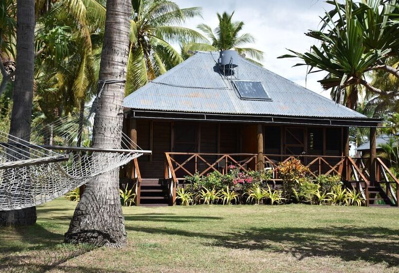 بنجلو قياسى مطل على البحر, Club Fiji Resort