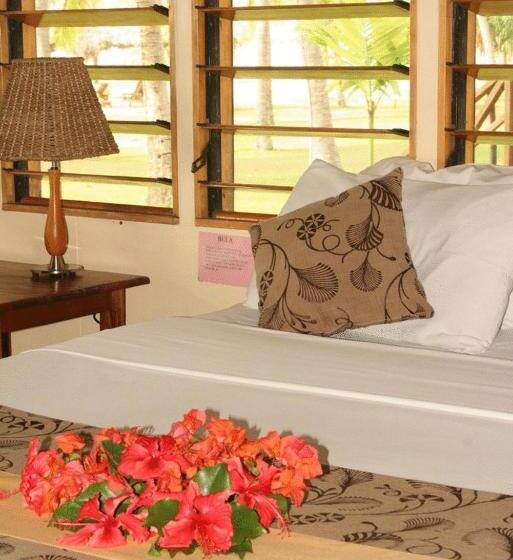 بنجلو قياسى مطل على البحر, Club Fiji Resort