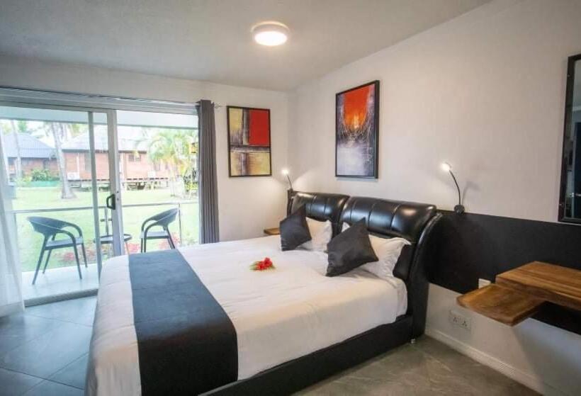 스탠다드 룸 가든 전망, Club Fiji Resort