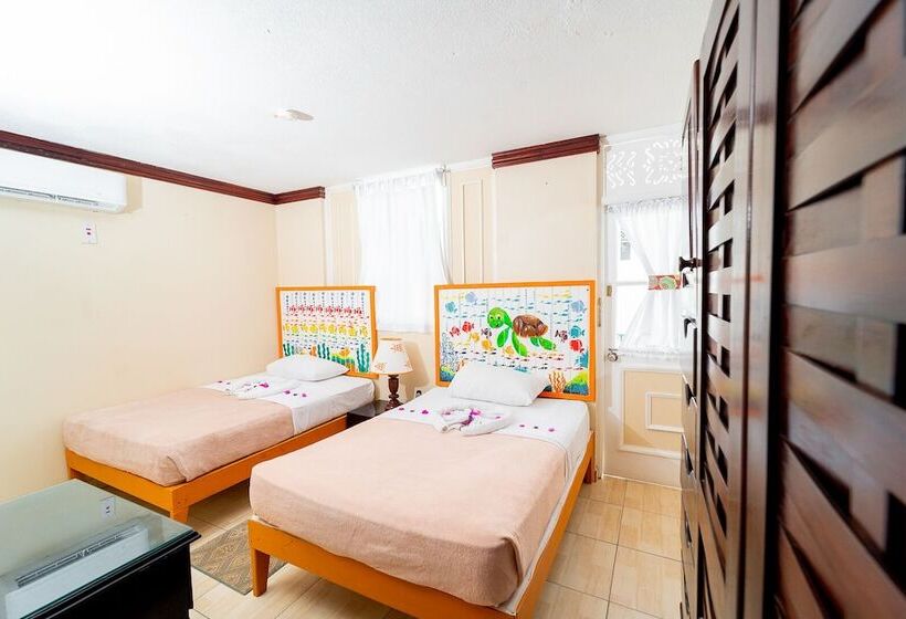 سوئیت جونیور با چشم‌انداز, Franklyn D Resort & Spa All Inclusive