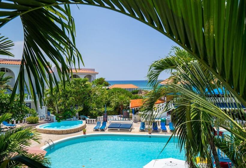 سوئیت جونیور با چشمانداز, Franklyn D Resort & Spa All Inclusive