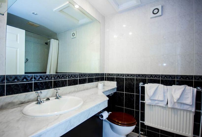 스탠다드 룸 바다 전망, Commodore