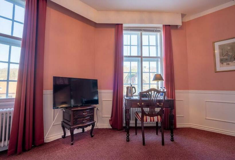 주니어 스위트, Frederiksværk