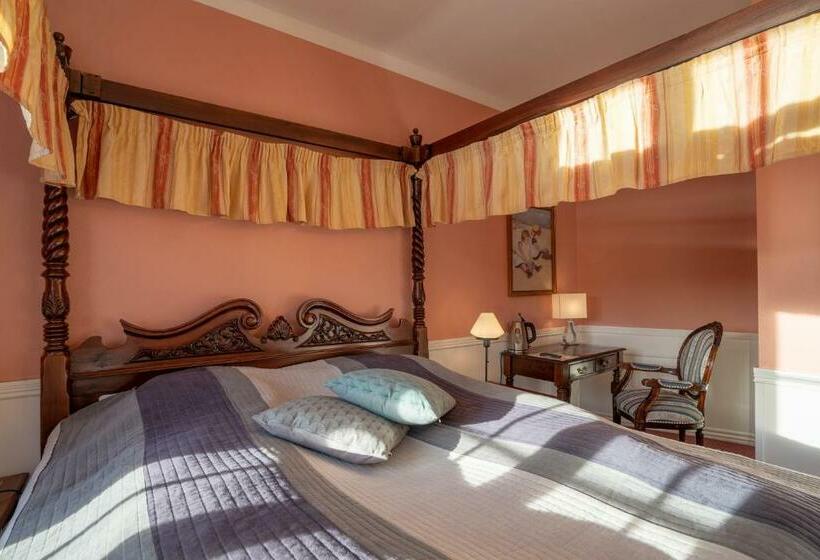 주니어 스위트, Frederiksværk