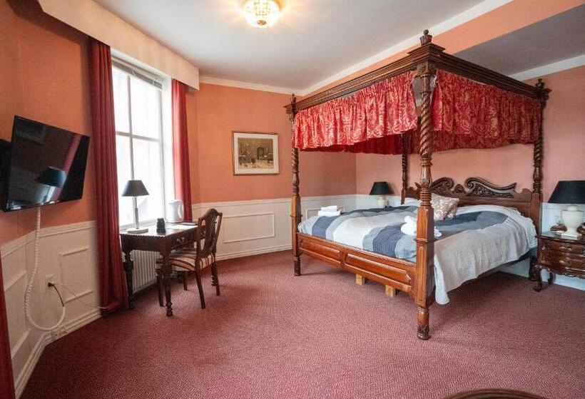 주니어 스위트, Frederiksværk