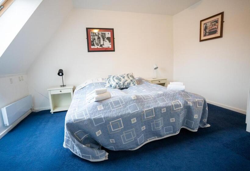 스탠다드 룸, Frederiksværk