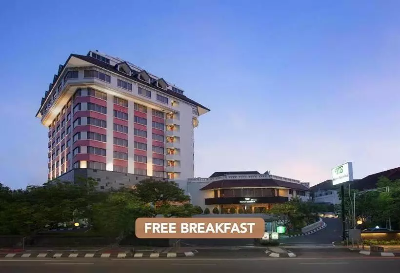 Deluxe Kamer, Santika Premiere Semarang