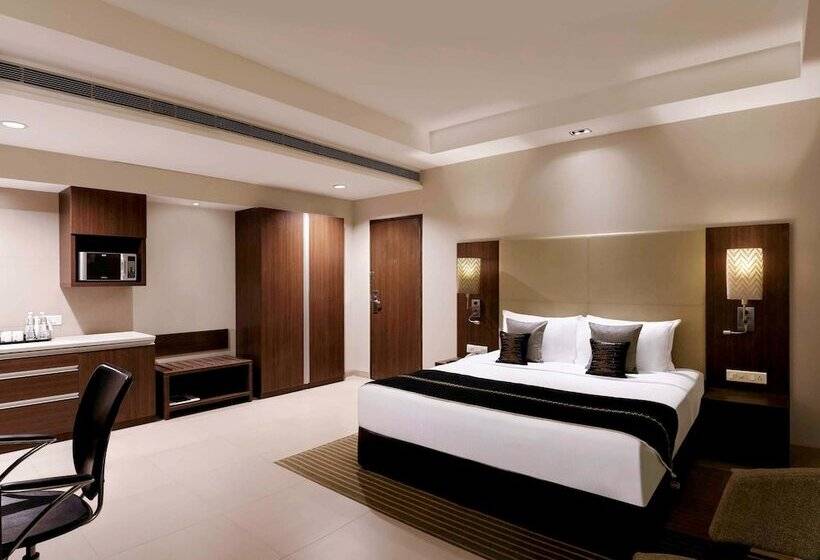 Номер Executive, Grand Mercure Vadodara Surya Palace