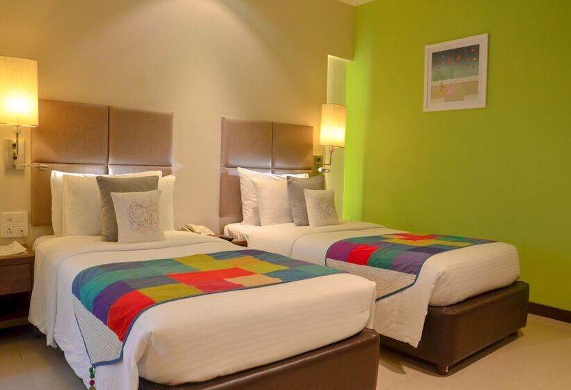 Номер Deluxe, Grand Mercure Vadodara Surya Palace