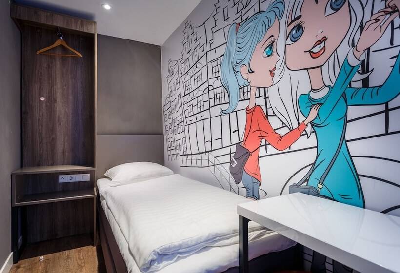 スタンダードシングルルーム, The Old Nickel