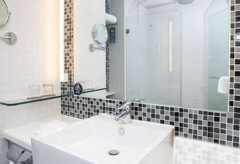 اتاق سوپریور, Novotel Century Hong Kong