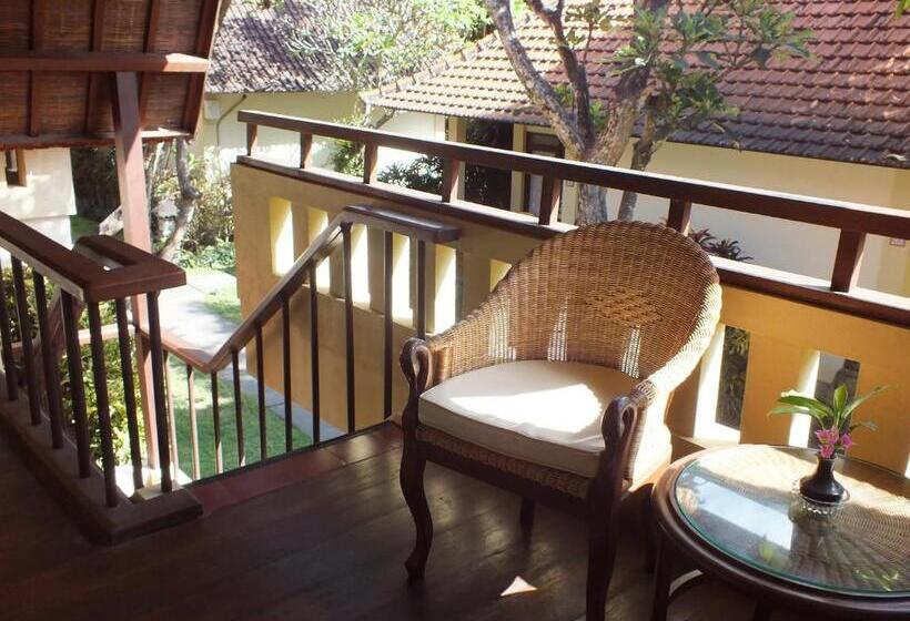 חדר סטנדרט, Besakih Beach