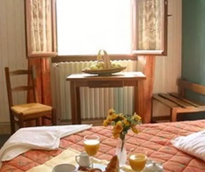 スタンダードトリプルルーム, Au Gai Soleil Du Mont Aiguille