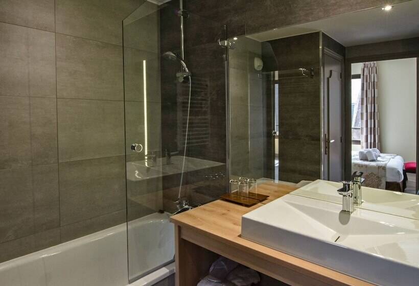 Номер Superior с Террасой, Au Grand Hôtel De Sarlat   Pavillon De Selves