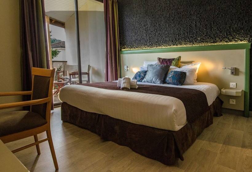 غرفة سوبيريور مزوَّدة بتراس, Au Grand Hôtel De Sarlat   Pavillon De Selves