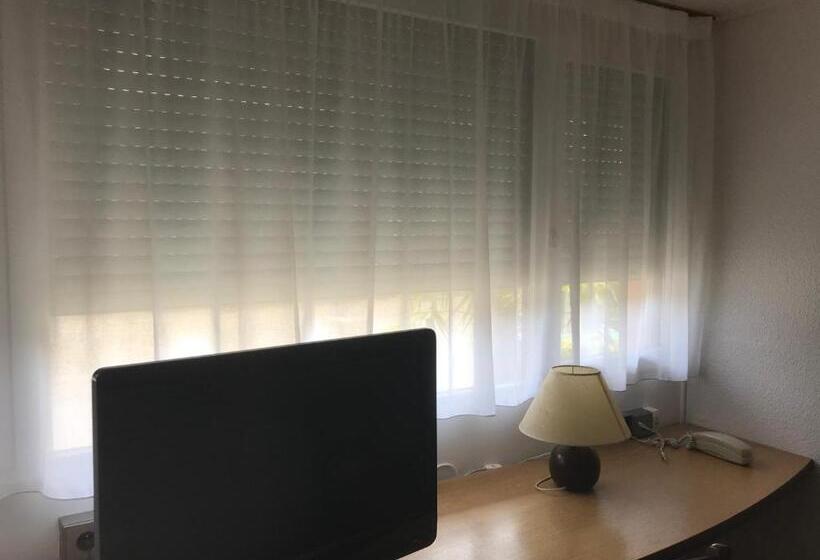 스탠다드 룸, Campanile Cahors