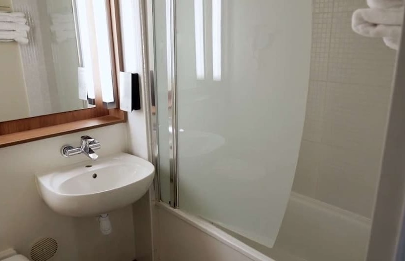 Номер Стандарт, Campanile Paris Ouest   Gennevilliers Barbanniers