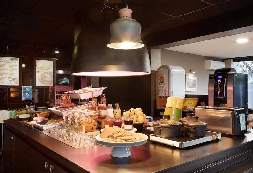 Номер Стандарт, Campanile Toulon  La Seyne Sur Mer  Sanary