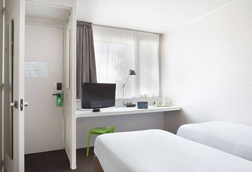 Номер Стандарт, Campanile Toulon  La Seyne Sur Mer  Sanary