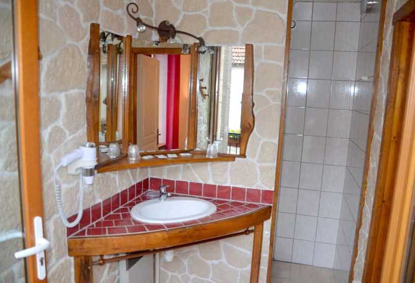 Standard Room, Chez Jeannette