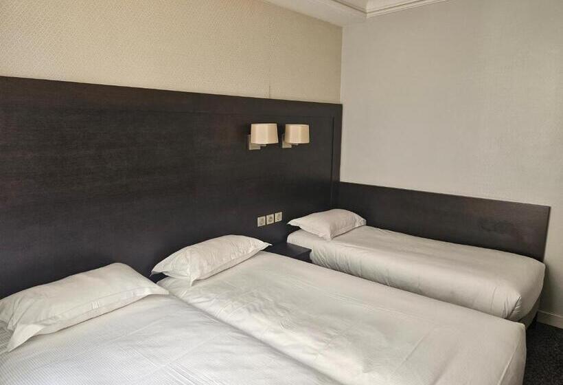 اتاق استاندارد سه نفره, Hôtel Bellevue Et Du Chariot D Or