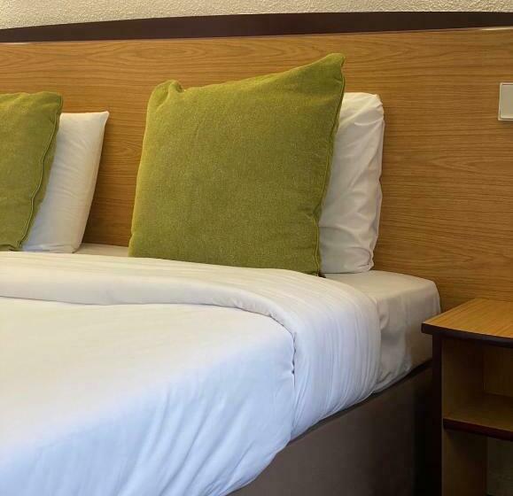 スタンダードルーム, Kyriad Le Blanc Mesnil