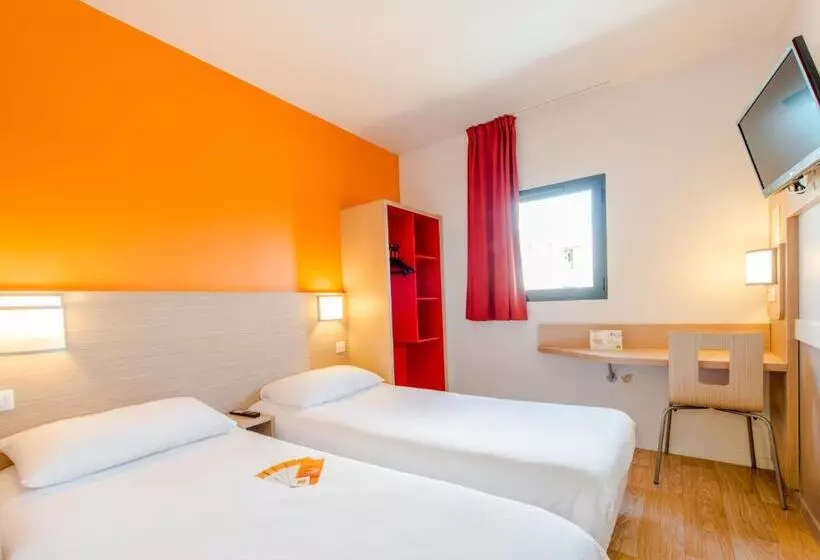 スタンダードルーム, Première Classe La Rochelle Centre   Les Minimes