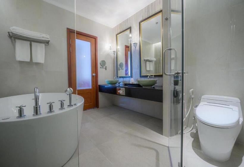 高级套房, The Empress Hotel   Sha Extra Plus