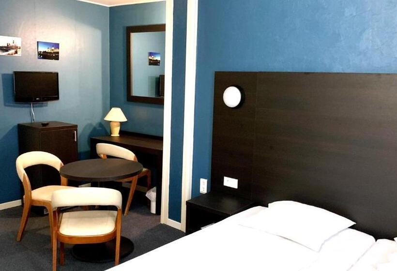 패밀리 룸, De La Basilique