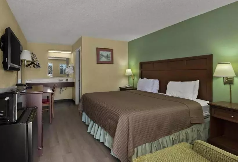 キングサイズベッドのスタンダードルーム, Americas Best Value Inn Edenton