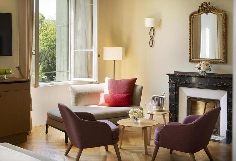 جناح جونيور, Château De Montcaud