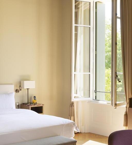 جناح جونيور, Château De Montcaud