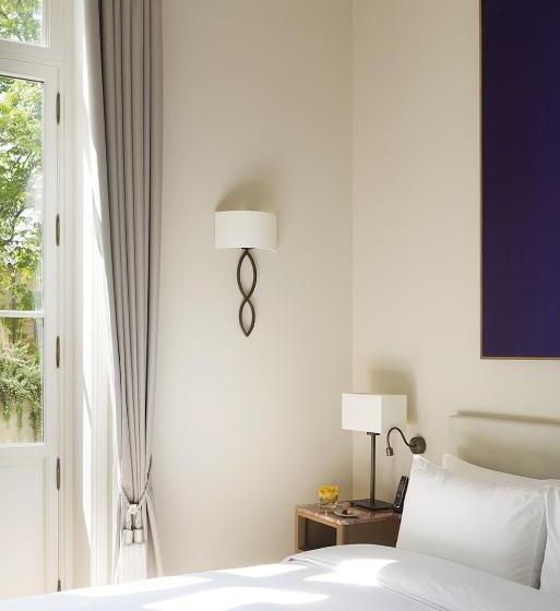 غرفة كلاسيكية, Château De Montcaud