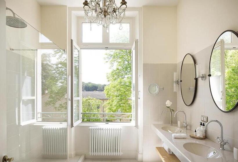 غرفة برستيج, Château De Montcaud