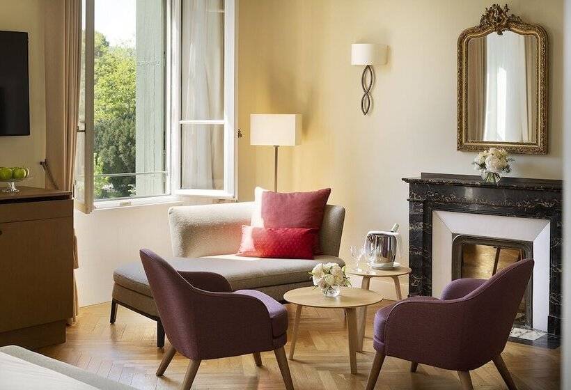 جناح جونيور, Château De Montcaud