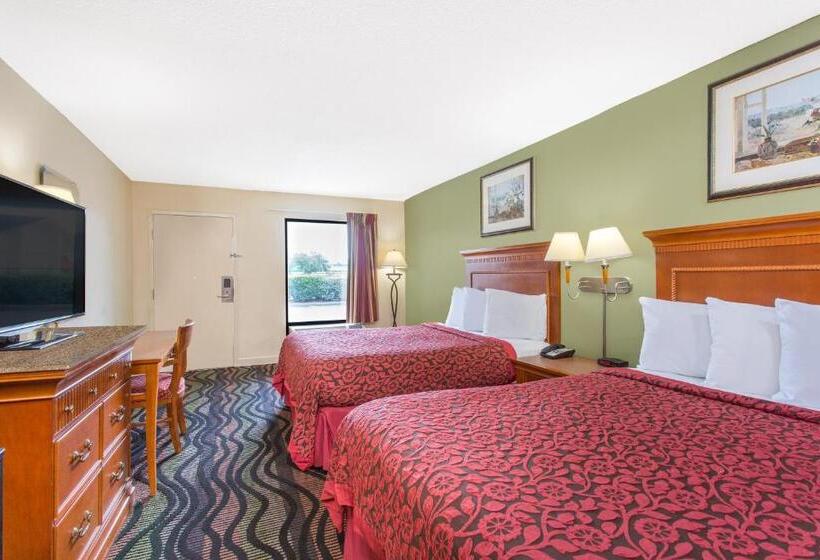 חדר סטנדרט מותאם לאדם עם מוגבלויות, Days Inn By Wyndham Florence/i95 North