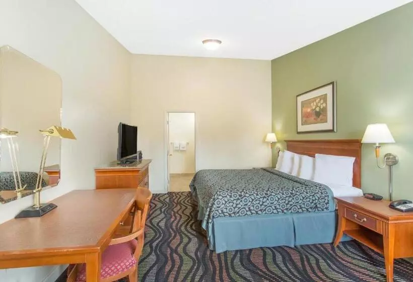 اتاق استاندارد با تخت بزرگ, Days Inn By Wyndham Florence/i95 North