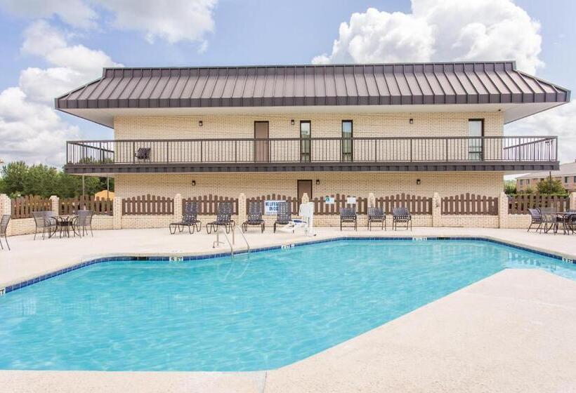 חדר סטנדרט עם מיטת קינג, Days Inn By Wyndham Florence/i95 North