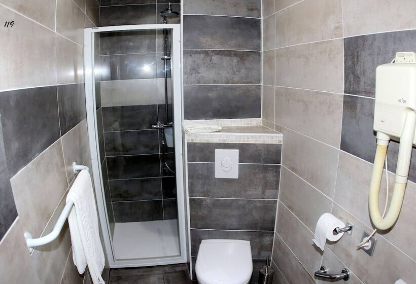 스탠다드 룸, De La Basilique