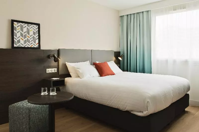 スタンダードルーム, Holiday Inn Toulon City Centre, An Ihg