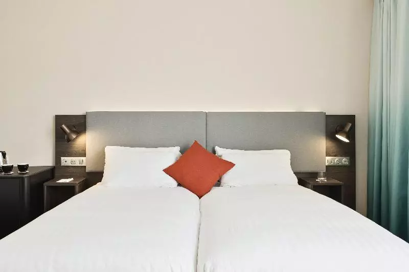 スタンダードルーム, Holiday Inn Toulon City Centre, An Ihg