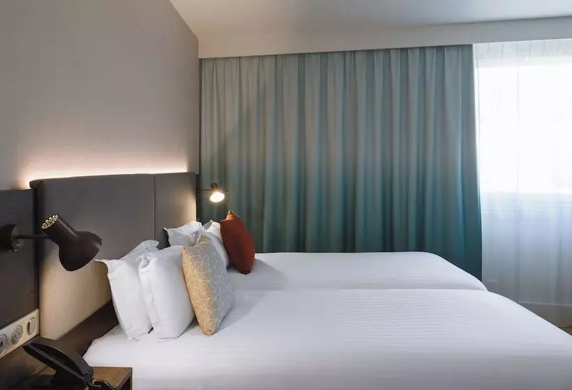 スタンダードルーム, Holiday Inn Toulon City Centre, An Ihg
