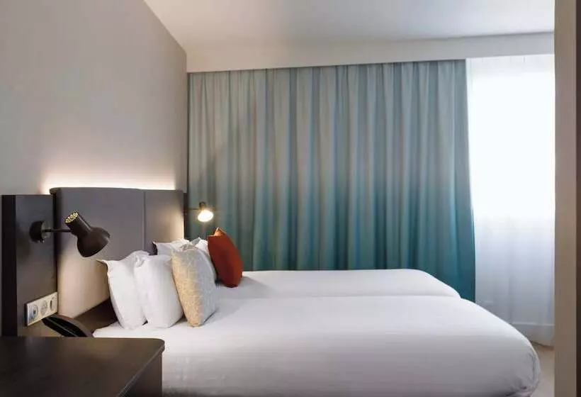 スタンダードルーム, Holiday Inn Toulon City Centre, An Ihg