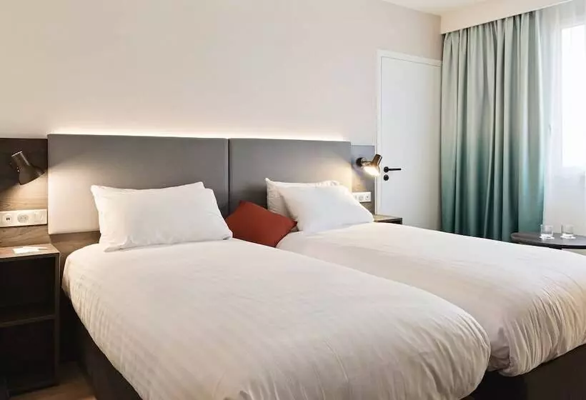 スタンダードルーム, Holiday Inn Toulon City Centre, An Ihg