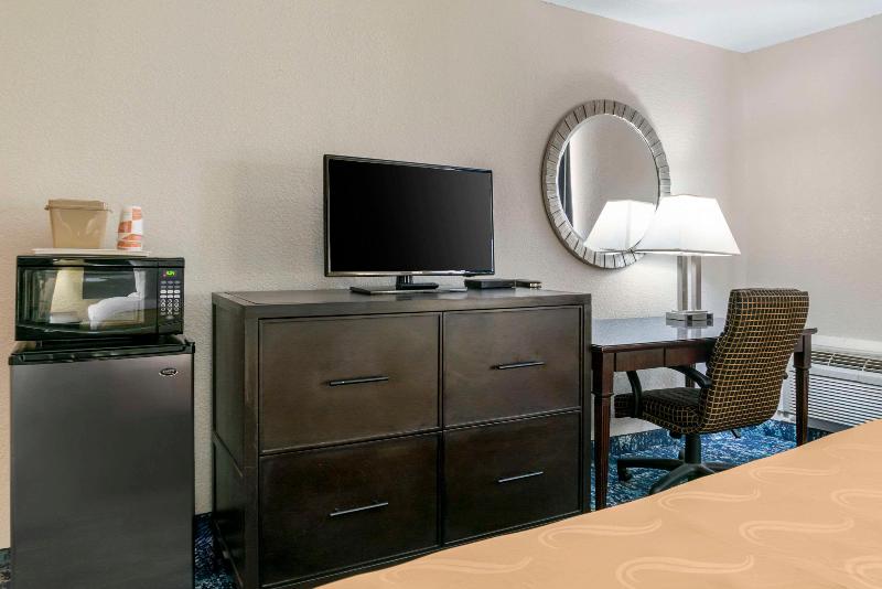 غرفة قياسية لذوى الاحتياجات الخاصة, Holiday Inn Toulon City Centre, An Ihg