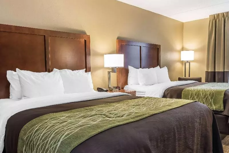 身障者適用スタンダードルーム, Holiday Inn Toulon City Centre, An Ihg